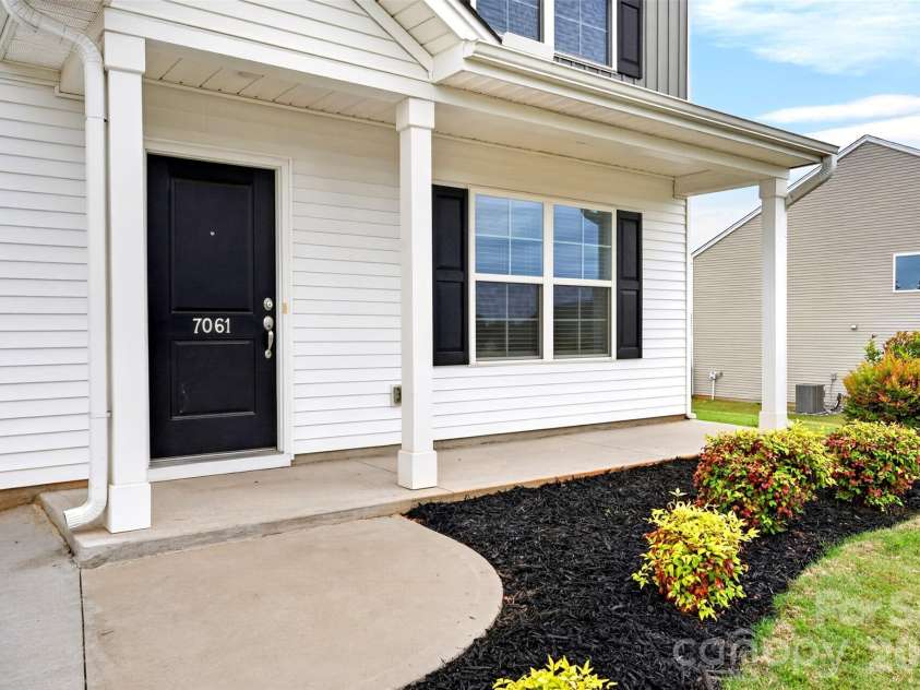 7061 Luna Mae Court, Boiling Springs, SC 29316.  MLS# CAR4373315, YatesRealty ID 34026. 