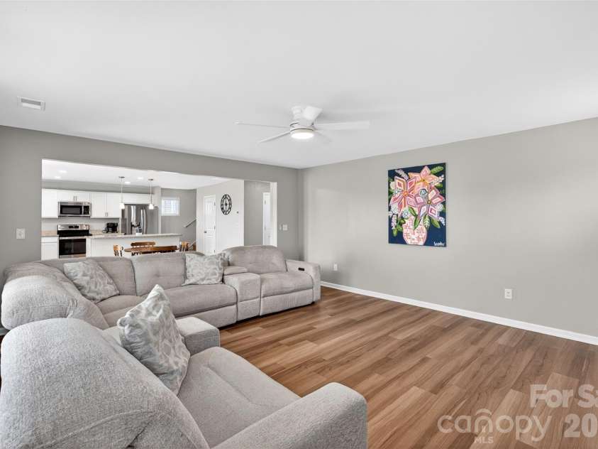 7061 Luna Mae Court, Boiling Springs, SC 29316.  MLS# CAR4373315, YatesRealty ID 34026. 