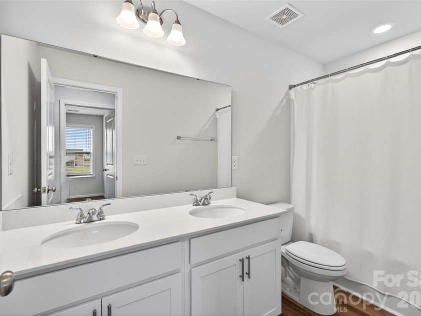 7061 Luna Mae Court, Boiling Springs, SC 29316.  MLS# CAR4373315, YatesRealty ID 34026. 