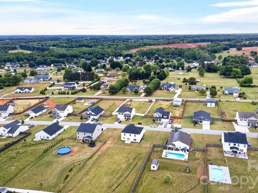 7061 Luna Mae Court, Boiling Springs, SC 29316.  MLS# CAR4373315, YatesRealty ID 34026. 