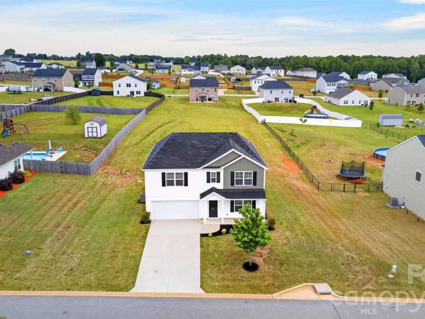 7061 Luna Mae Court, Boiling Springs, SC 29316.  MLS# CAR4373315, YatesRealty ID 34026. 