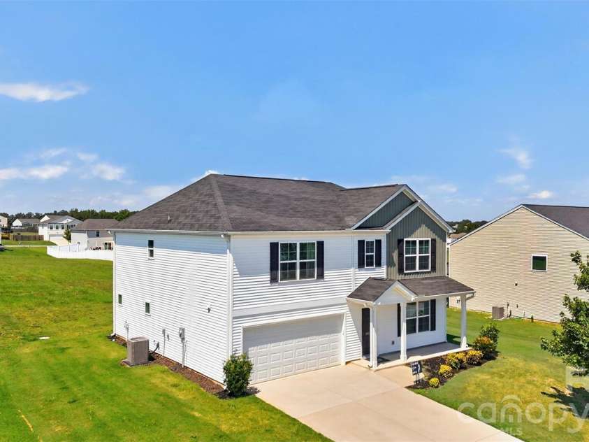 7061 Luna Mae Court, Boiling Springs, SC 29316.  MLS# CAR4373315, YatesRealty ID 34026. 
