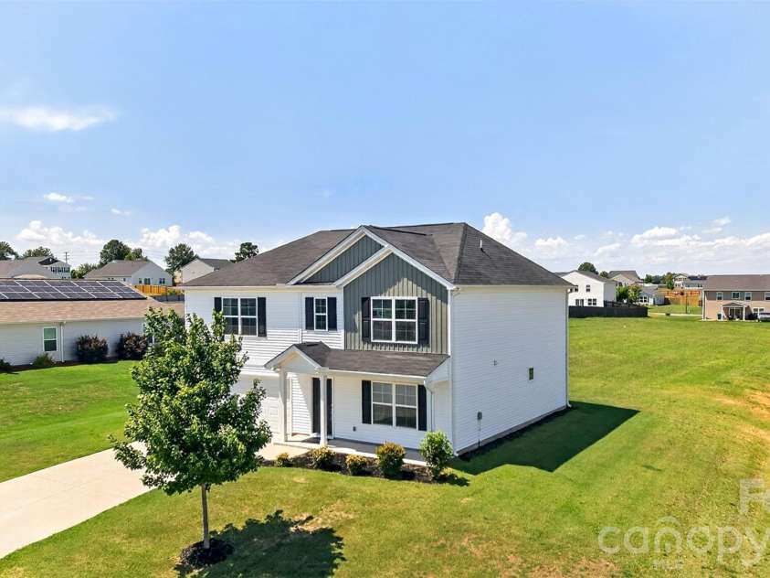 7061 Luna Mae Court, Boiling Springs, SC 29316.  MLS# CAR4373315, YatesRealty ID 34026. 