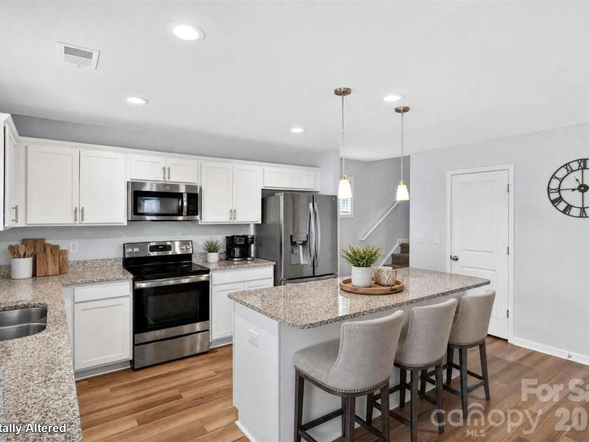 7061 Luna Mae Court, Boiling Springs, SC 29316.  MLS# CAR4373315, YatesRealty ID 34026. Kitchen staged