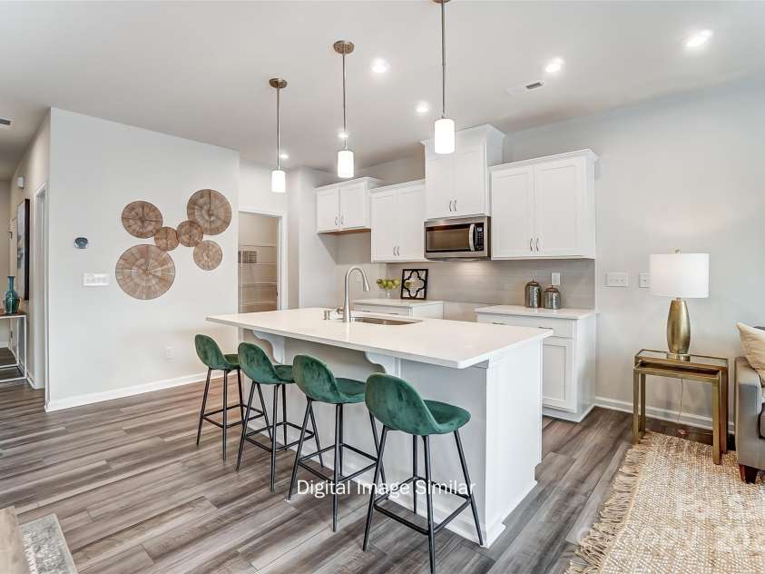 7126 Hodges Meadow Lane, Charlotte, NC 28213.  MLS# CAR4275911, YatesRealty ID 34027. 
