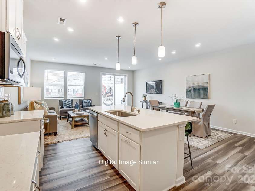 7126 Hodges Meadow Lane, Charlotte, NC 28213.  MLS# CAR4275911, YatesRealty ID 34027. 
