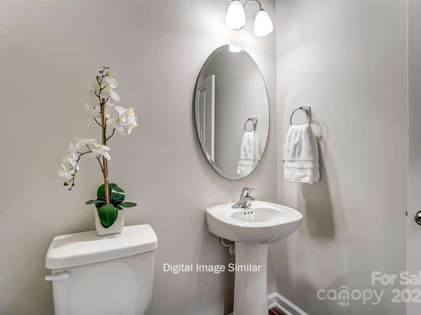 7126 Hodges Meadow Lane, Charlotte, NC 28213.  MLS# CAR4275911, YatesRealty ID 34027. 