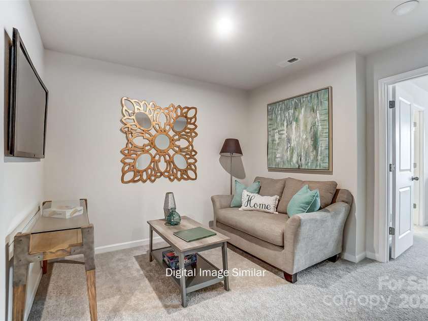 7126 Hodges Meadow Lane, Charlotte, NC 28213.  MLS# CAR4275911, YatesRealty ID 34027. 