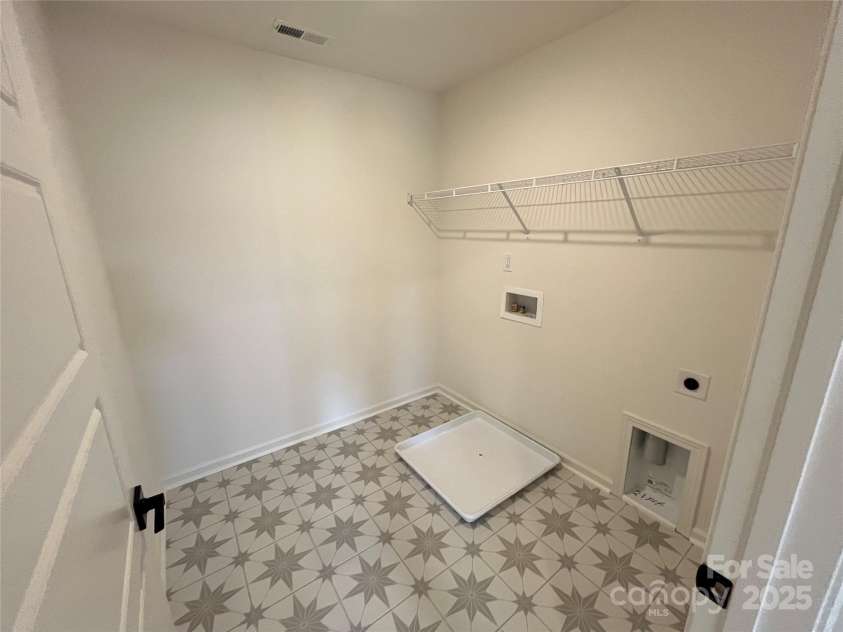 1005 Cunningham Farm Drive, Indian Trail, NC 28079.  MLS# CAR4258695, YatesRealty ID 34028. Laundry