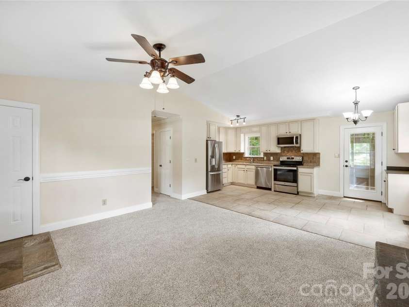 1050 Hay Row Road, Clover, SC 29710.  MLS# CAR4396239, YatesRealty ID 34028. 