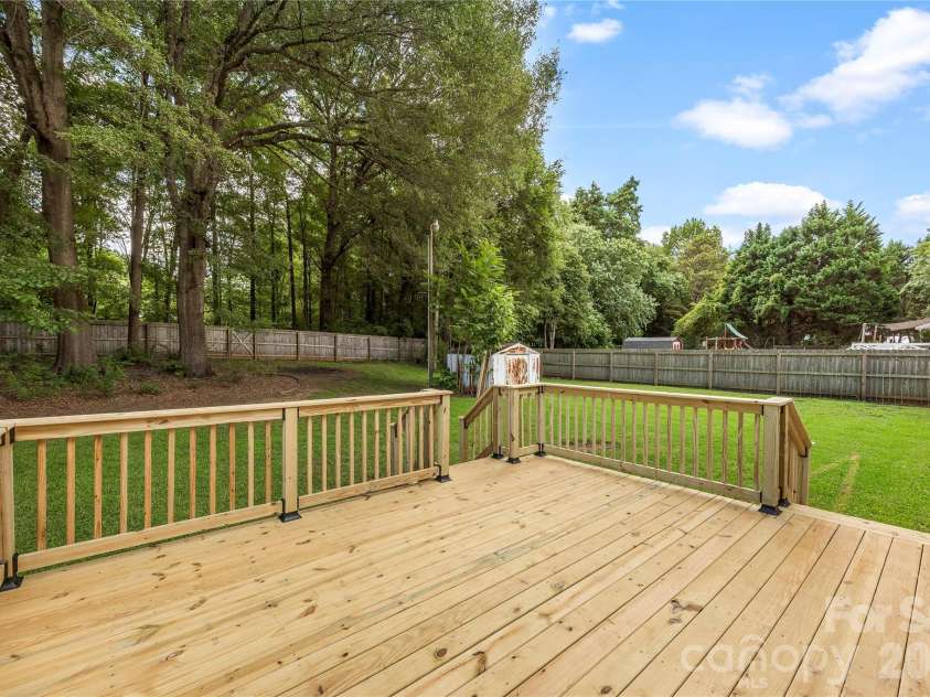 1050 Hay Row Road, Clover, SC 29710.  MLS# CAR4396239, YatesRealty ID 34028. 