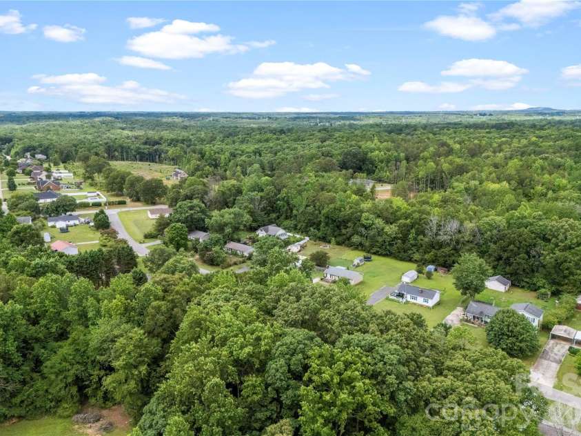 1050 Hay Row Road, Clover, SC 29710.  MLS# CAR4396239, YatesRealty ID 34028. 