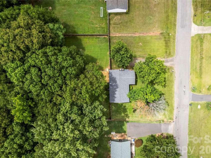 1050 Hay Row Road, Clover, SC 29710.  MLS# CAR4396239, YatesRealty ID 34028. 