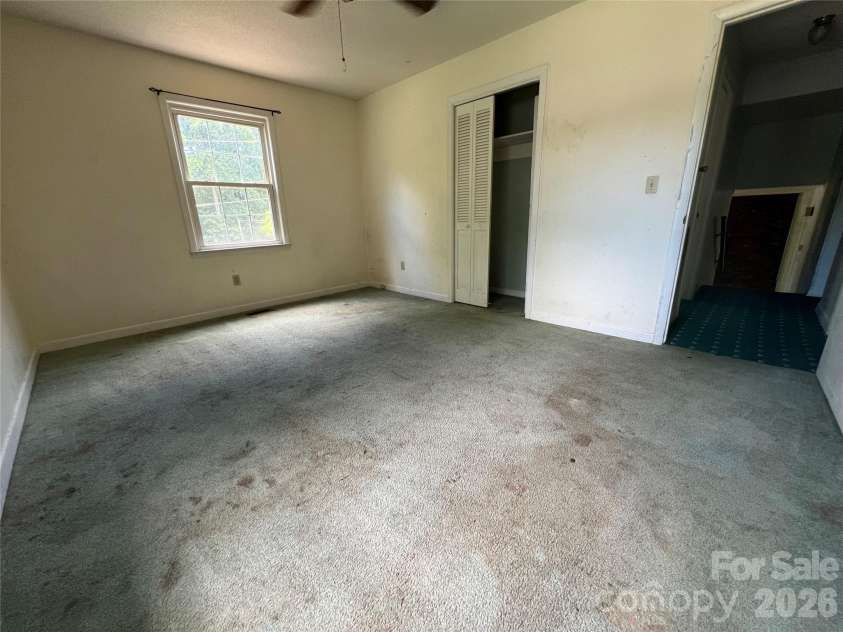 139 Vista Drive, Forest City, NC 28043.  MLS# CAR4395547, YatesRealty ID 34029. 
