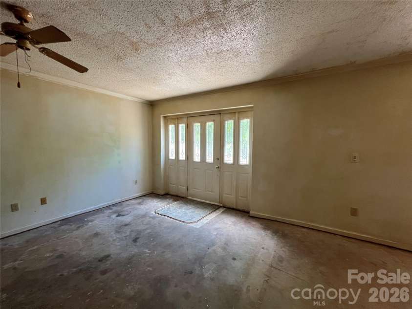 139 Vista Drive, Forest City, NC 28043.  MLS# CAR4395547, YatesRealty ID 34029. Basement