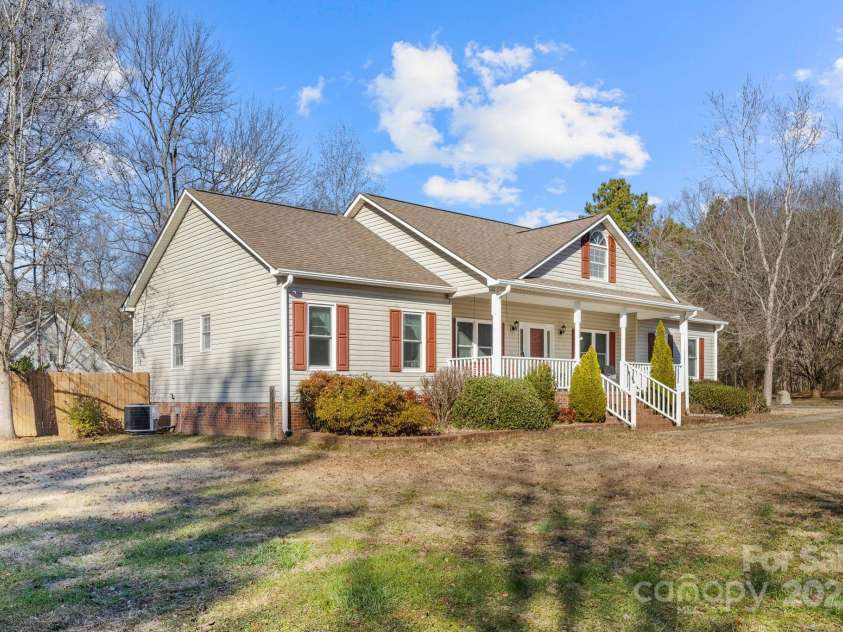1357 Meadowdale Road, Rock Hill, SC 29732.  MLS# CAR4209523, YatesRealty ID 3403. 