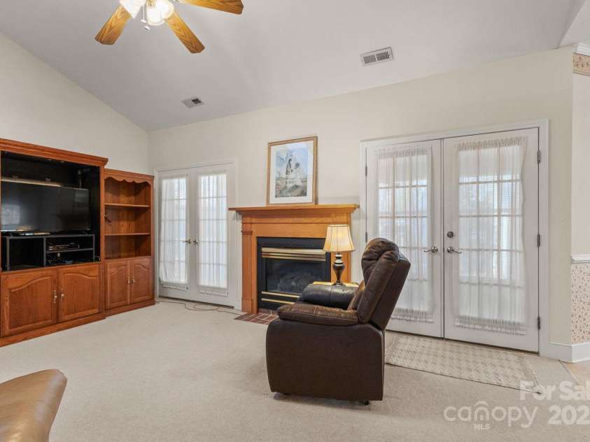 1357 Meadowdale Road, Rock Hill, SC 29732.  MLS# CAR4209523, YatesRealty ID 3403. 