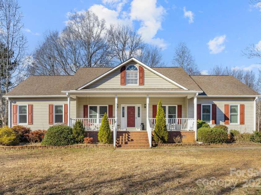 1357 Meadowdale Road, Rock Hill, SC 29732.  MLS# CAR4209523, YatesRealty ID 3403. 