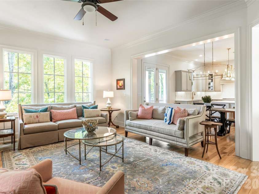 20 East Owl Creek Lane, Fairview, NC 28730.  MLS# CAR4258624, YatesRealty ID 3403. 