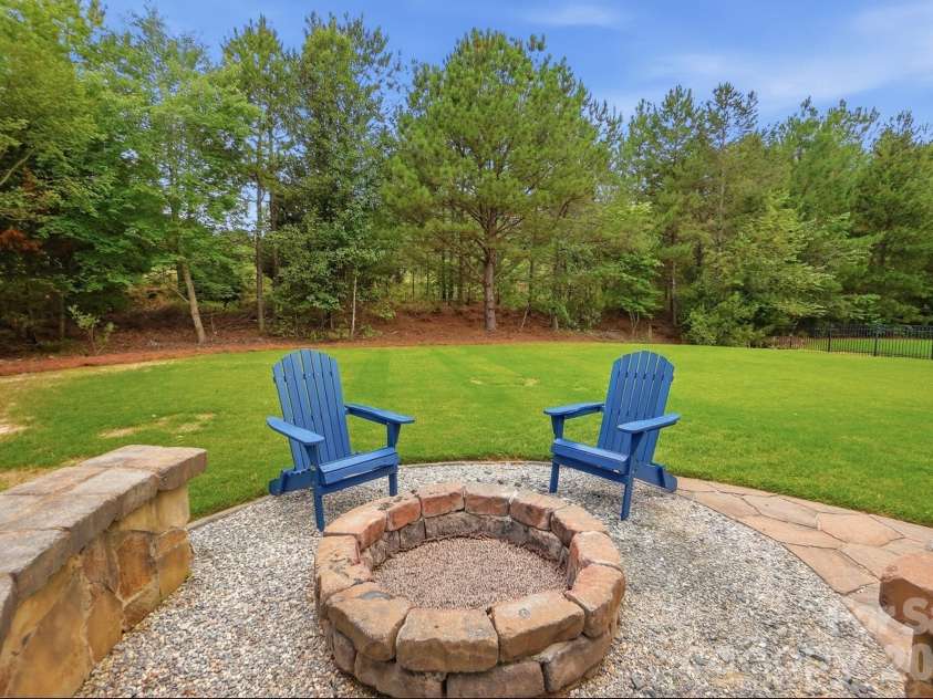 1424 Ridge Haven Road, Waxhaw, NC 28173.  MLS# CAR4391086, YatesRealty ID 34030. 