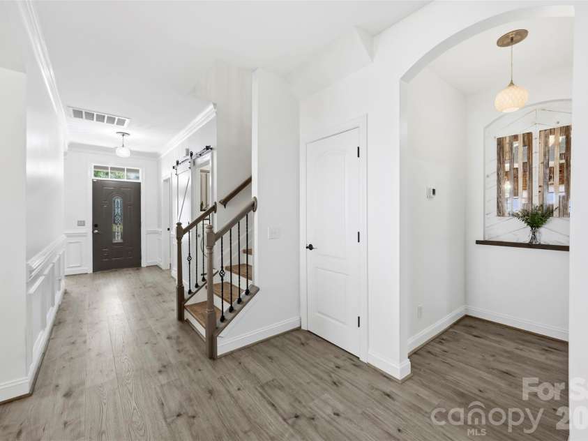 1424 Ridge Haven Road, Waxhaw, NC 28173.  MLS# CAR4423878, YatesRealty ID 34030. 
