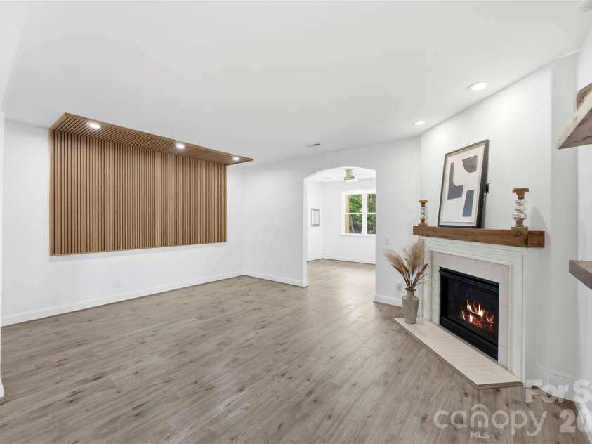 1424 Ridge Haven Road, Waxhaw, NC 28173.  MLS# CAR4423878, YatesRealty ID 34030. 