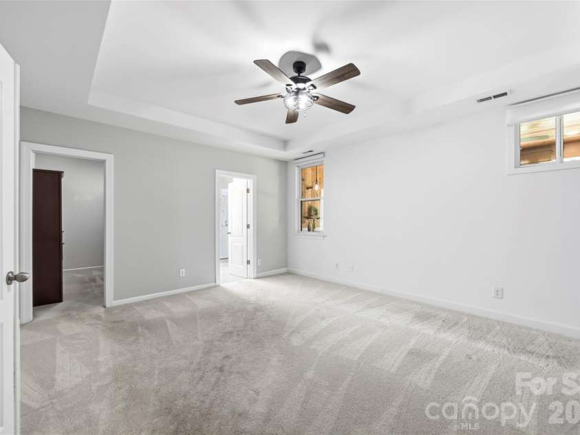 1424 Ridge Haven Road, Waxhaw, NC 28173.  MLS# CAR4423878, YatesRealty ID 34030. 