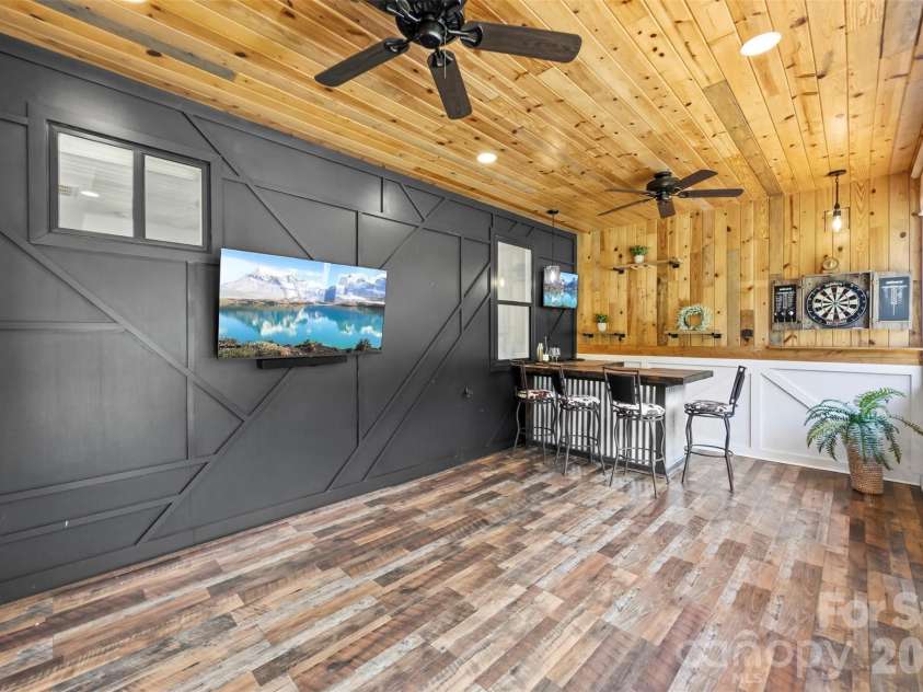 1424 Ridge Haven Road, Waxhaw, NC 28173.  MLS# CAR4423878, YatesRealty ID 34030. 