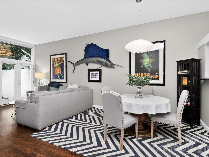 432 Park Avenue, Charlotte, NC 28203.  MLS# CAR4386368, YatesRealty ID 34031. 