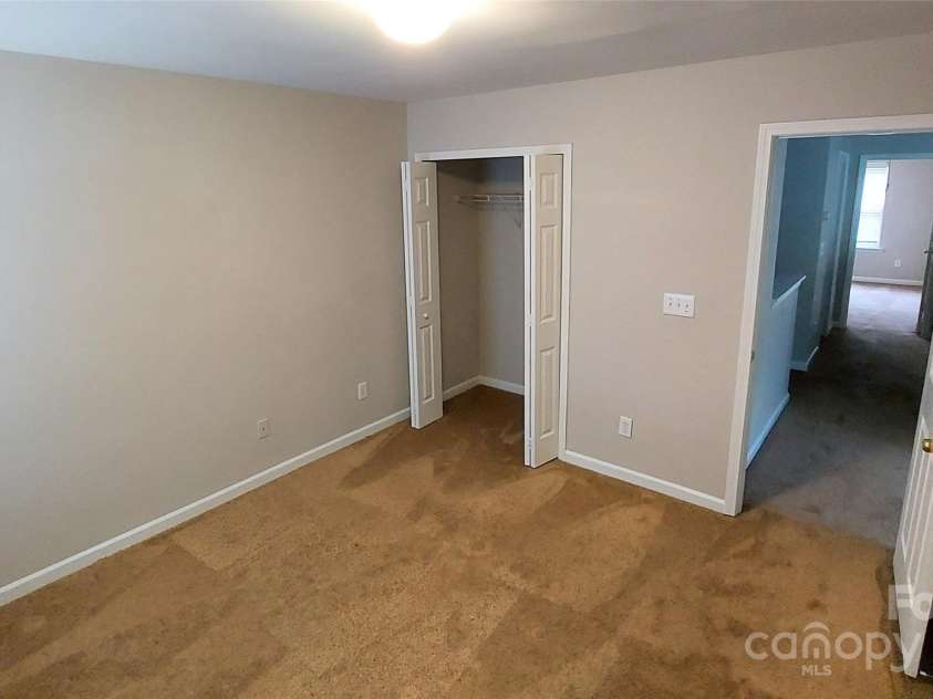 2184 Winthrop Chase Drive, Charlotte, NC 28212.  MLS# CAR4292374, YatesRealty ID 34032. Bedroom 1
