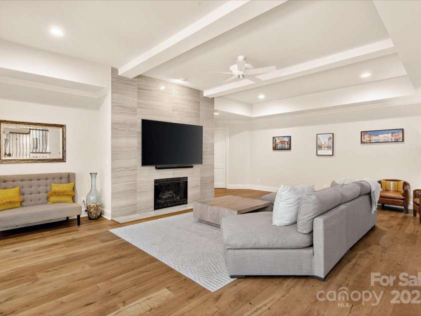 6504 Pembry Links Circle, Charlotte, NC 28277.  MLS# CAR4294217, YatesRealty ID 34033. 