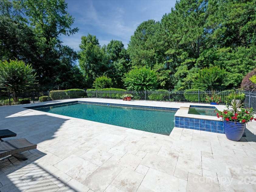 6504 Pembry Links Circle, Charlotte, NC 28277.  MLS# CAR4294217, YatesRealty ID 34033. 