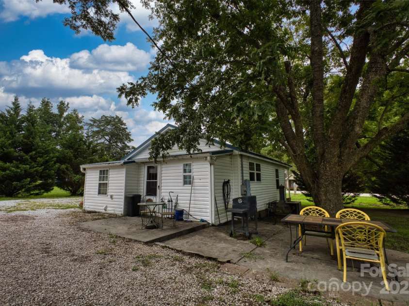 135 Springdale Road, Rock Hill, SC 29730.  MLS# CAR4291537, YatesRealty ID 34034. 