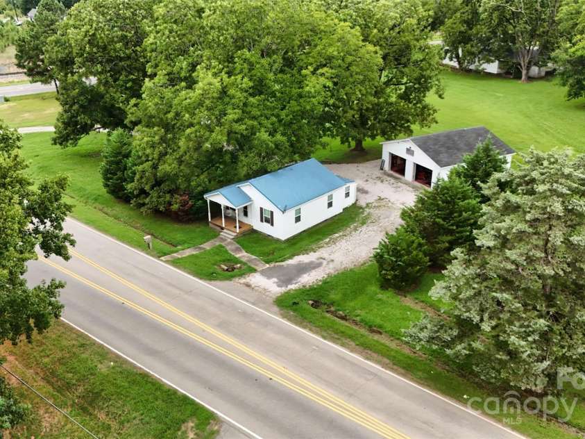 135 Springdale Road, Rock Hill, SC 29730.  MLS# CAR4291537, YatesRealty ID 34034. 