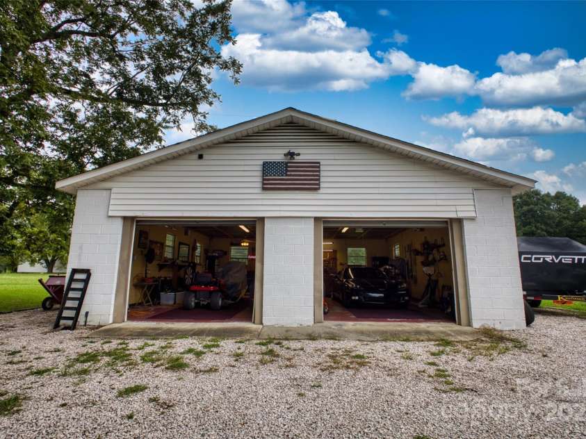 135 Springdale Road, Rock Hill, SC 29730.  MLS# CAR4291537, YatesRealty ID 34034. 