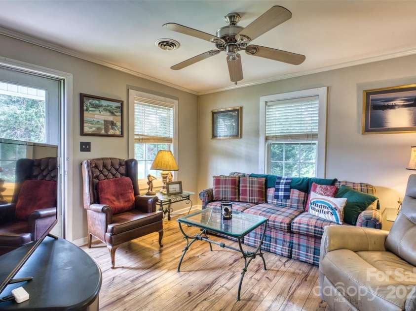 135 Springdale Road, Rock Hill, SC 29730.  MLS# CAR4291537, YatesRealty ID 34034. 
