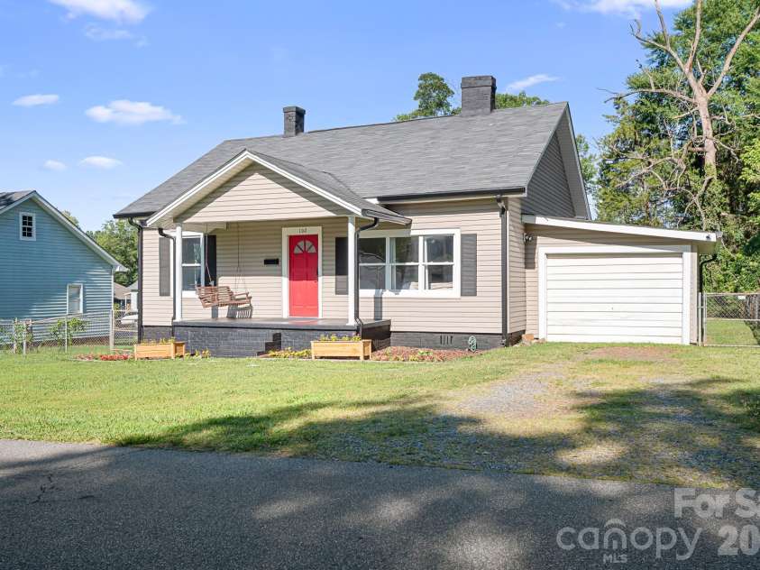 102 Madora Street, Mount Holly, NC 28120.  MLS# CAR4396928, YatesRealty ID 34035. 
