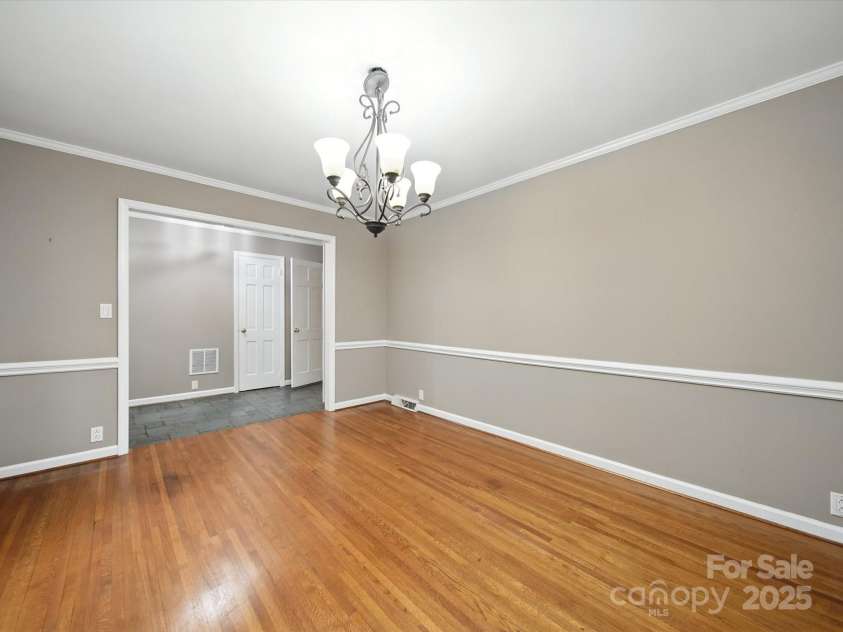 4600 Carmel Vista Lane, Charlotte, NC 28226.  MLS# CAR4293155, YatesRealty ID 34036. 