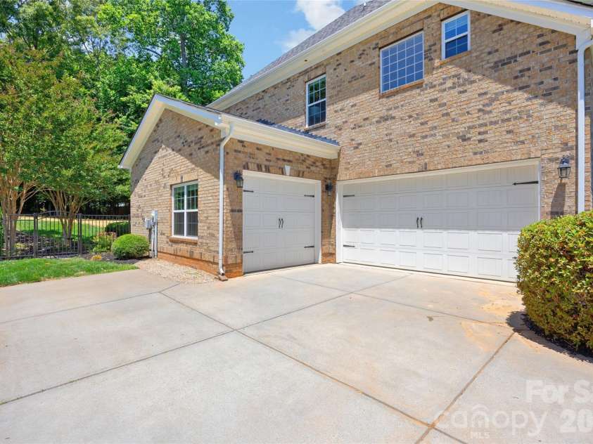 5104 Rhett Court, Monroe, NC 28110.  MLS# CAR4383083, YatesRealty ID 34037. 