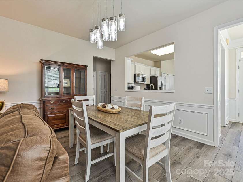 20037 Dovekie Lane, Fort Mill, SC 29707.  MLS# CAR4294257, YatesRealty ID 34039. Dining Area