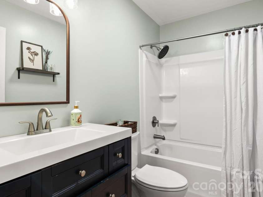 510 Roberts Avenue, York, SC 29745.  MLS# CAR4396414, YatesRealty ID 34039. Guest bathroom