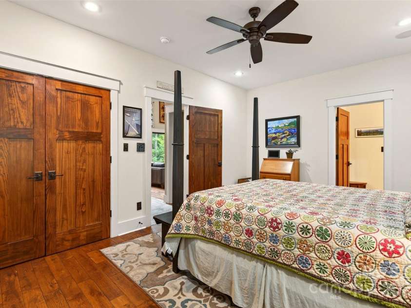 186 Fish Camp Drive, Nebo, NC 28761.  MLS# CAR4293027, YatesRealty ID 34040. 