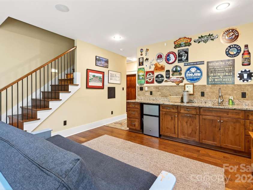 186 Fish Camp Drive, Nebo, NC 28761.  MLS# CAR4293027, YatesRealty ID 34040. 