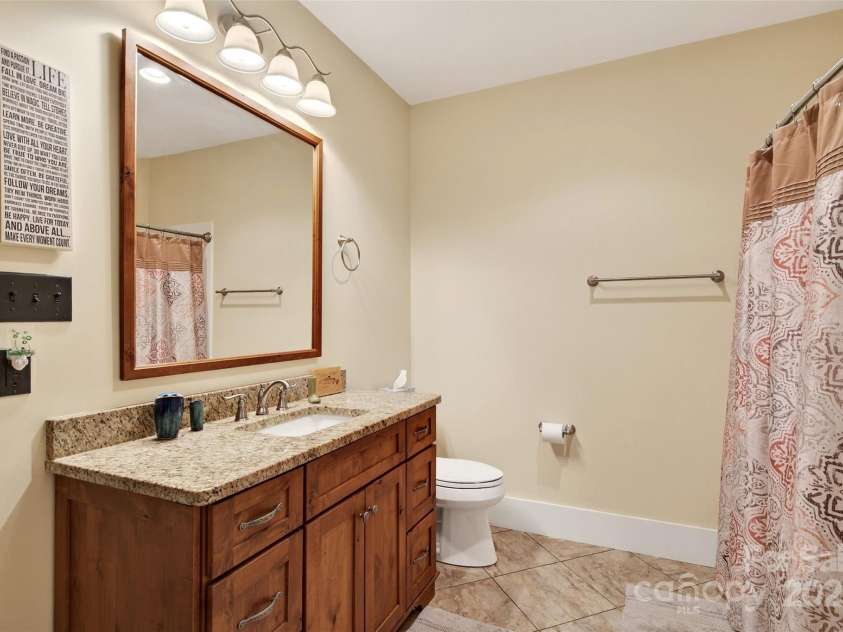 186 Fish Camp Drive, Nebo, NC 28761.  MLS# CAR4293027, YatesRealty ID 34040. 