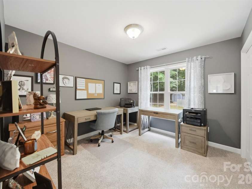 5780 Crown Terrace, Hickory, NC 28601.  MLS# CAR4389606, YatesRealty ID 34040. 