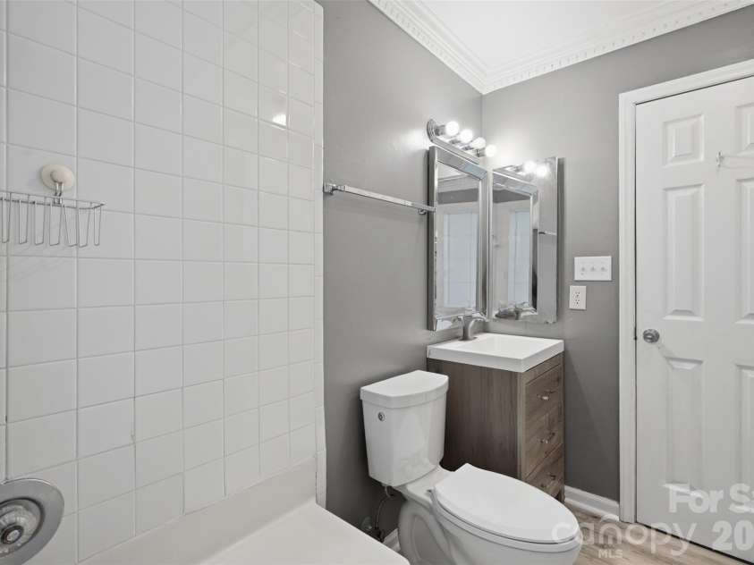 8345 Houndstooth Drive, Charlotte, NC 28227.  MLS# CAR4396251, YatesRealty ID 34042. 
