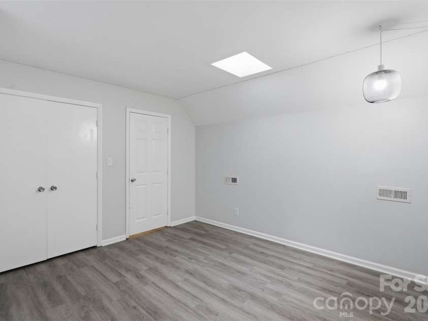 8345 Houndstooth Drive, Charlotte, NC 28227.  MLS# CAR4396251, YatesRealty ID 34042. 