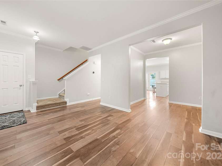 9545 Glenashley Drive, Cornelius, NC 28031.  MLS# CAR4290024, YatesRealty ID 34042. 