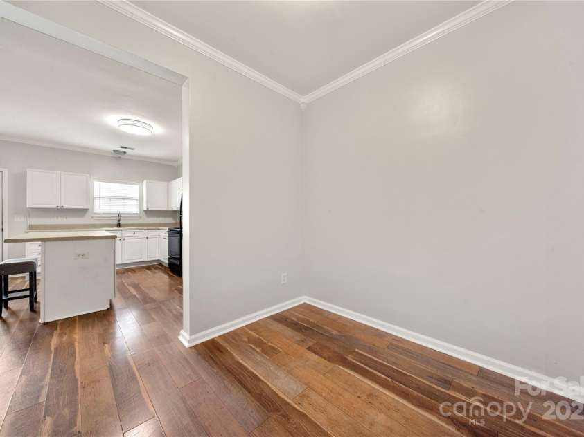 9545 Glenashley Drive, Cornelius, NC 28031.  MLS# CAR4290024, YatesRealty ID 34042. 