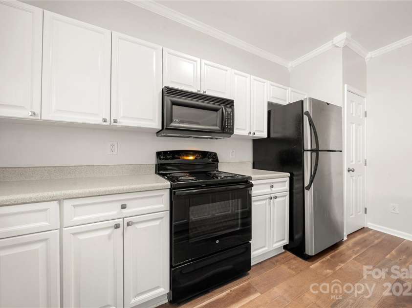 9545 Glenashley Drive, Cornelius, NC 28031.  MLS# CAR4290024, YatesRealty ID 34042. 